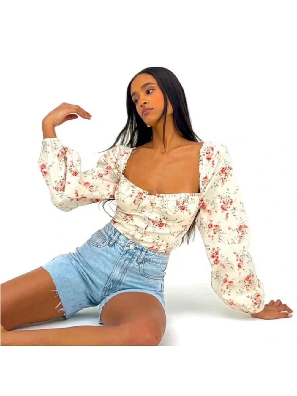 WeWoreWhat Ivory Floral Puff-Sleeve Crop Top with Pink Roses Rutched